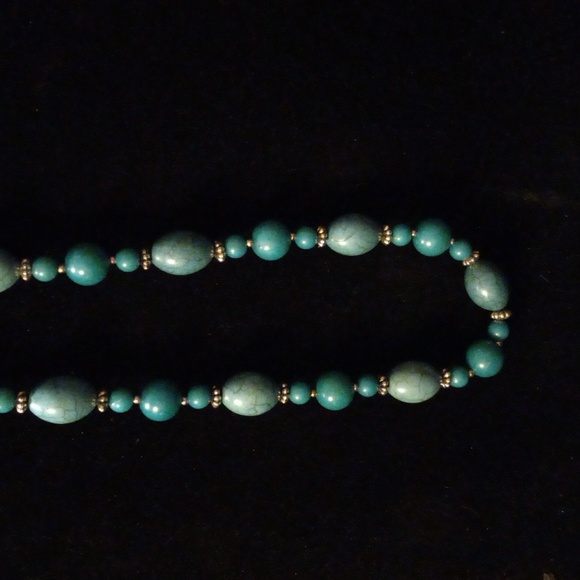 Turquois Howlite stone necklace - Picture 1 of 4